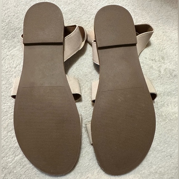 Steve Madden Sandal - Picture 2 of 3